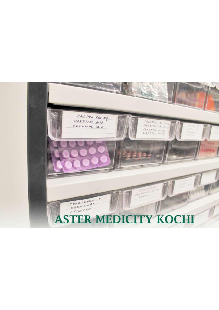 Pharmacy display rack