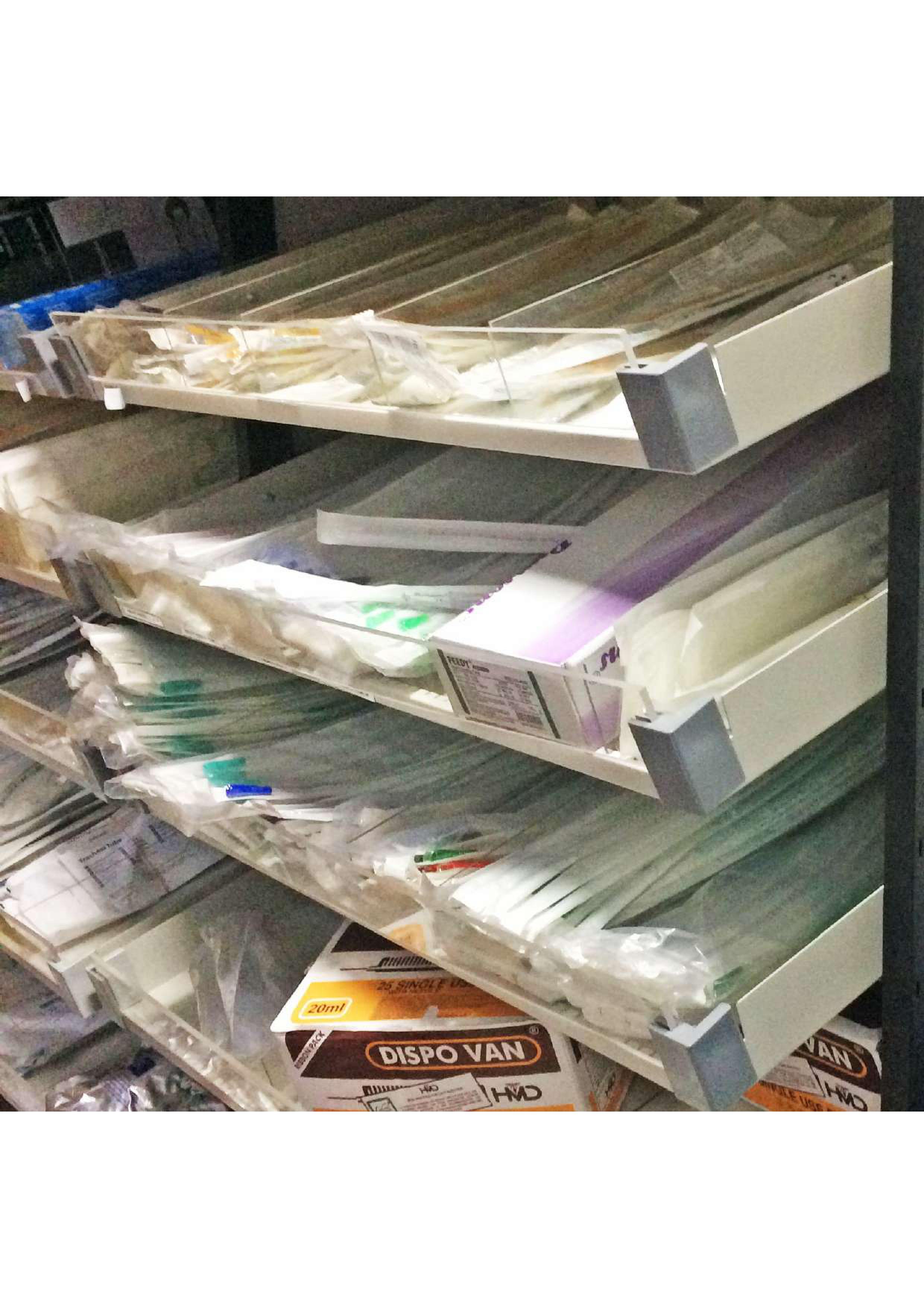 Pharmacy storage racks
